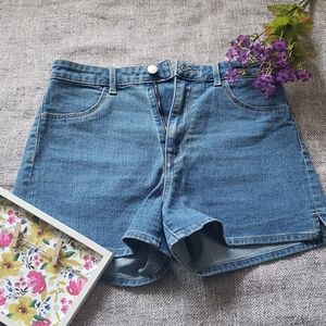 ❌️SOLD❌️: High-Waisted Denim Shorts